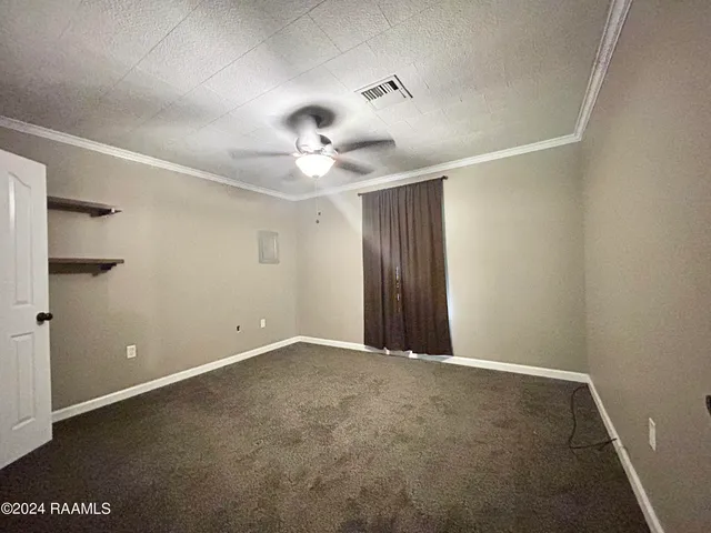 $189,900 | 7700 Lee Station Road, New Iberia, LA 70560