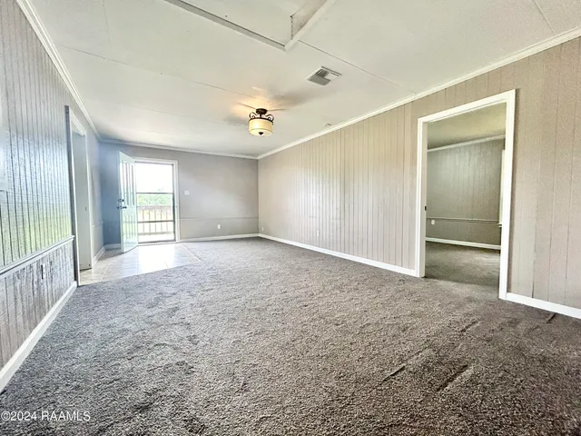 $189,900 | 7700 Lee Station Road, New Iberia, LA 70560