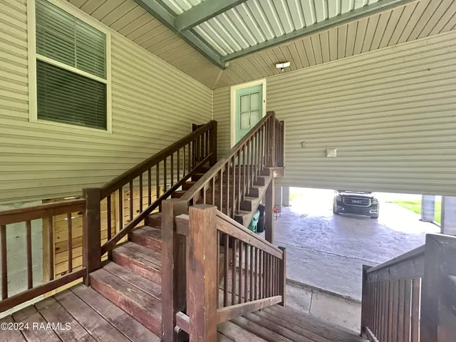$189,900 | 7700 Lee Station Road, New Iberia, LA 70560