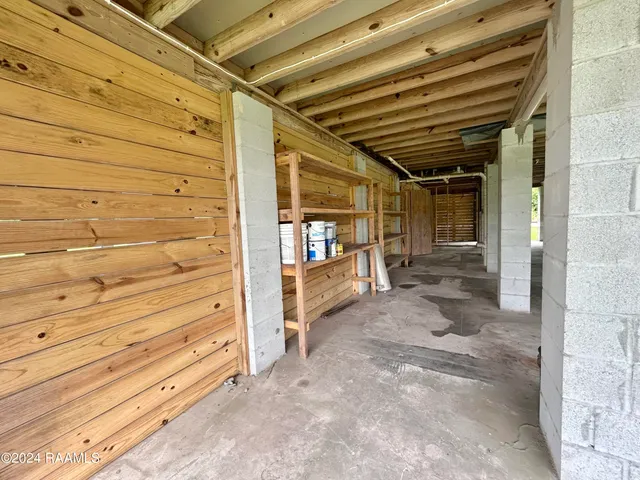 $189,900 | 7700 Lee Station Road, New Iberia, LA 70560