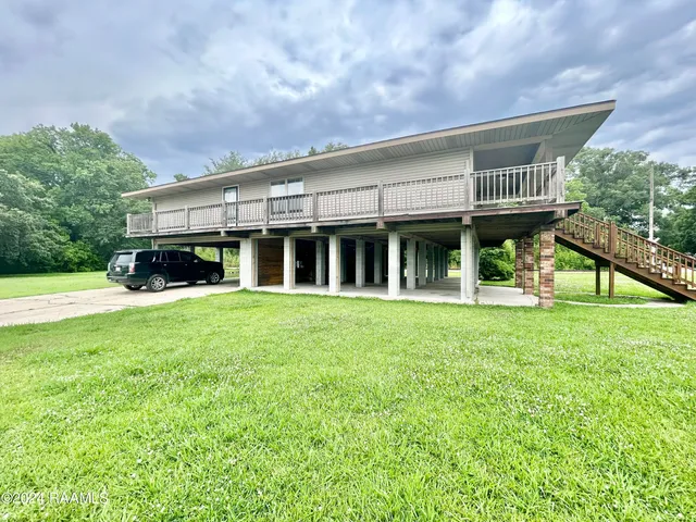 $189,900 | 7700 Lee Station Road, New Iberia, LA 70560