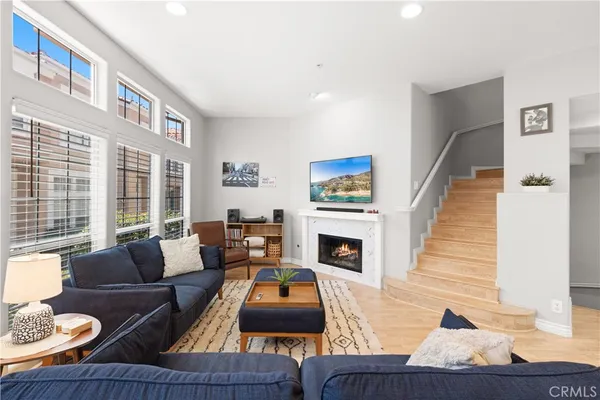 $1,200,000 | 4 Imperial Aisle, Irvine, CA 92606