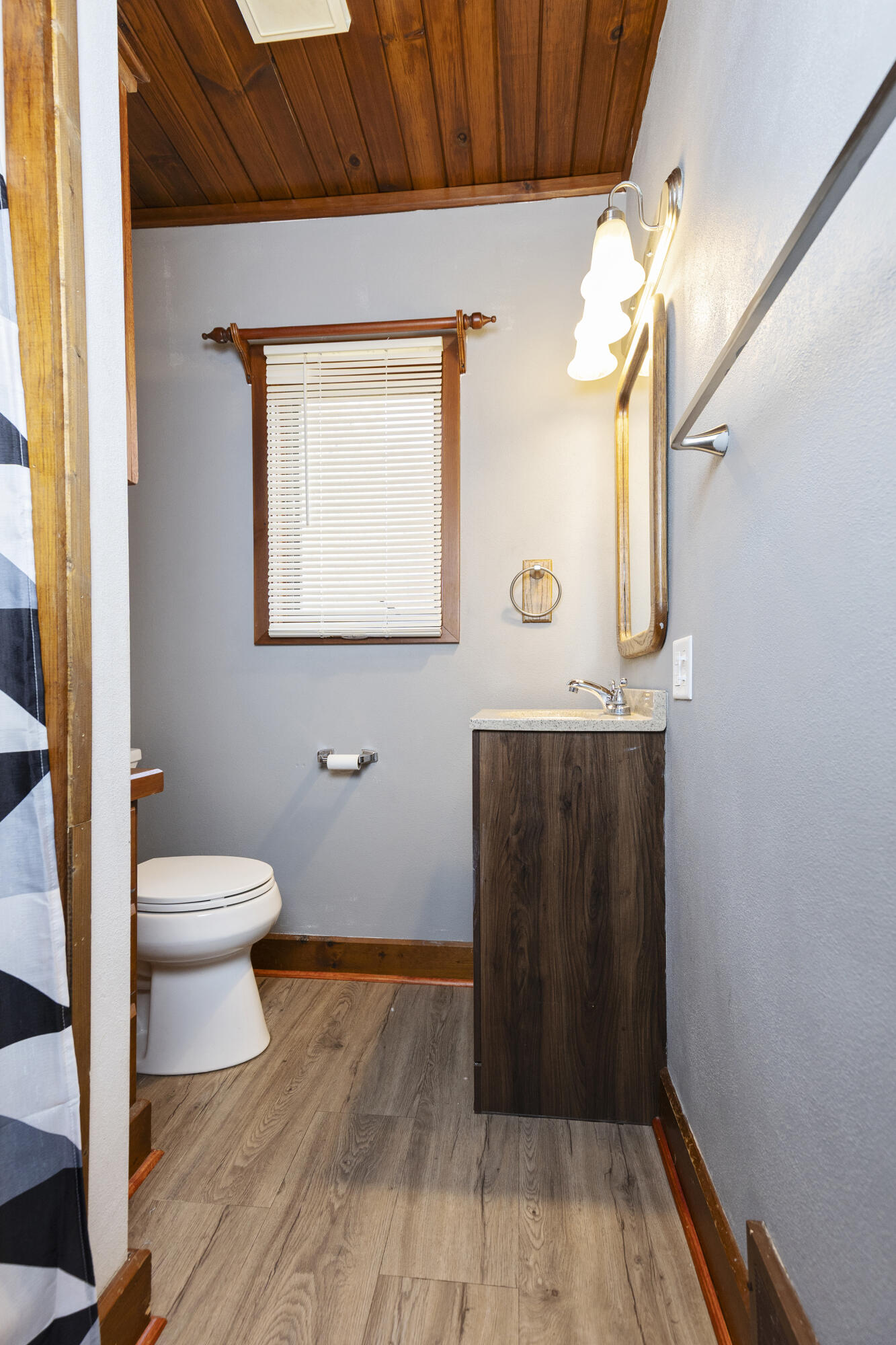 421 Milwaukee Avenue East Fort Atkinson, WI 53538 - Photo 19 of 81 421MilAve_028