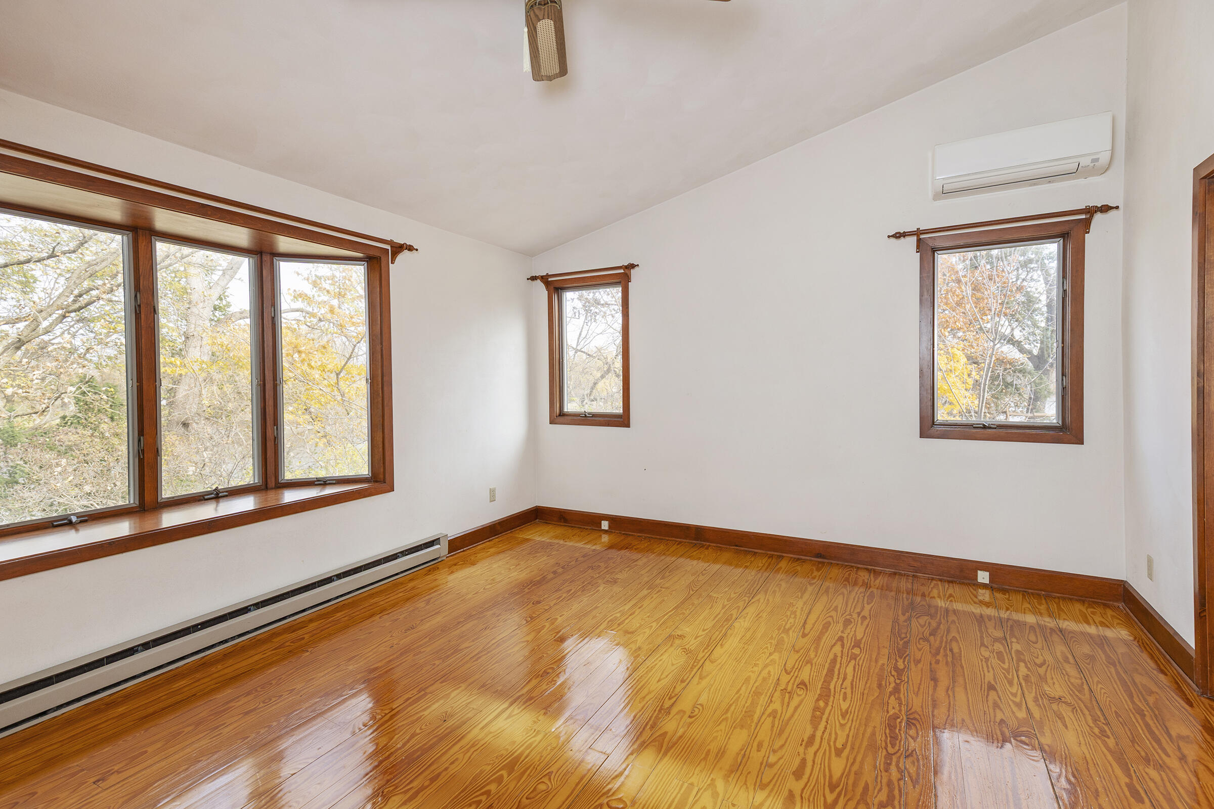 421 Milwaukee Avenue East Fort Atkinson, WI 53538 - Photo 22 of 81 421MilAve_037