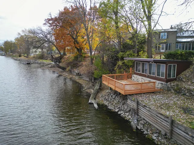 $695,000 | 421 Milwaukee Avenue East, Fort Atkinson, WI 53538