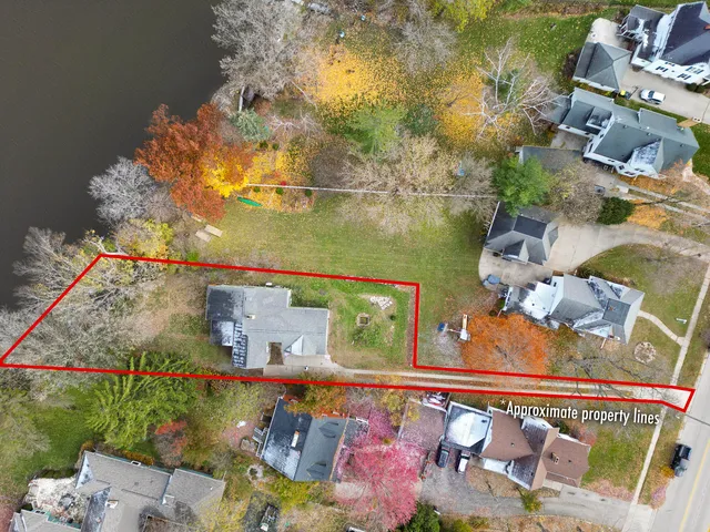 $695,000 | 421 Milwaukee Avenue East, Fort Atkinson, WI 53538