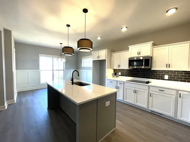 $482,250 | 845 Willowicke Drive, Clarksville, TN 37043