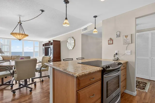 $749,000 | 1620 South Ocean Boulevard, Unit 7K, Pompano Beach, FL 33062