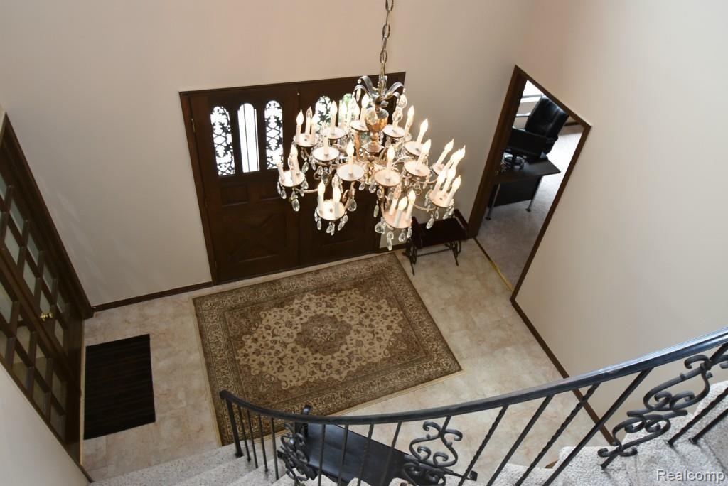 2284 West Avon Road Rochester Hills, MI 48309 - Photo 9 of 53