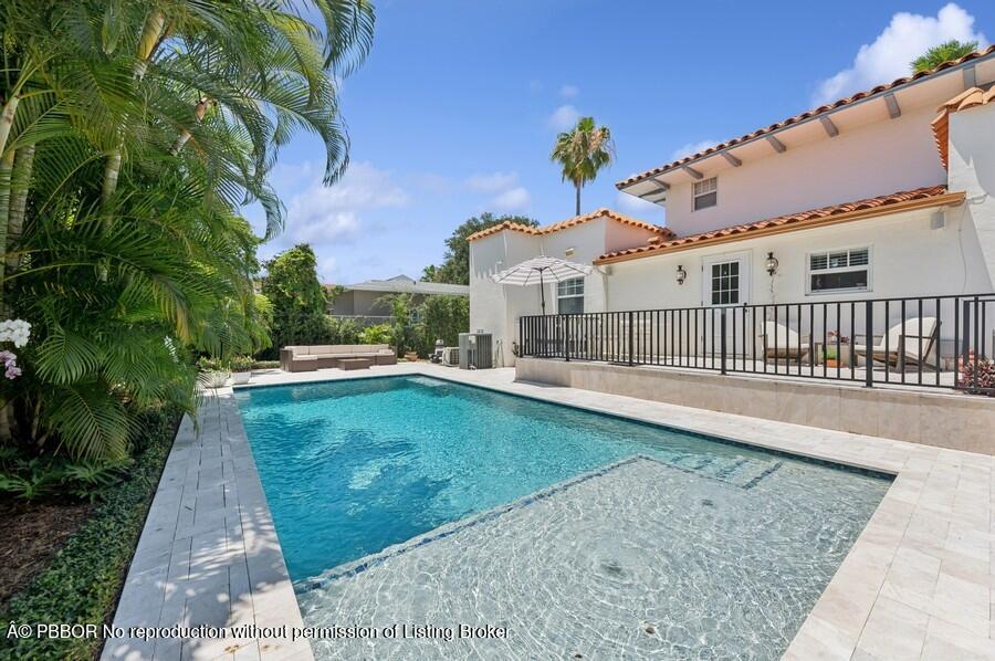 310 Almeria Road West Palm Beach, FL 33405 - Photo 38 of 71 38_310AlmeriaRd_29002_Pool_Small