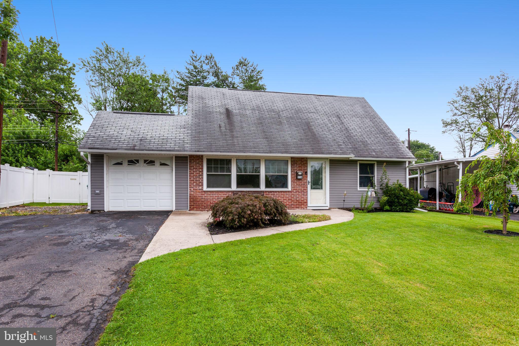 116 Plumtree Road Levittown, PA 19056 - Photo 1 of 26 Gallery Image 1