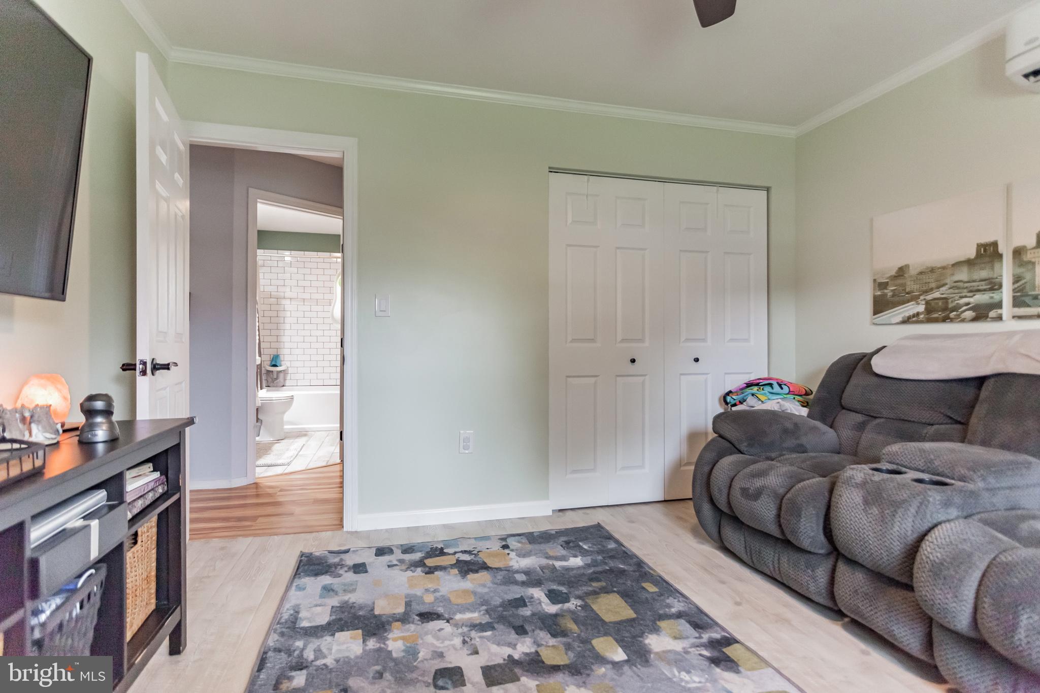 116 Plumtree Road Levittown, PA 19056 - Photo 18 of 26 Gallery Image 18