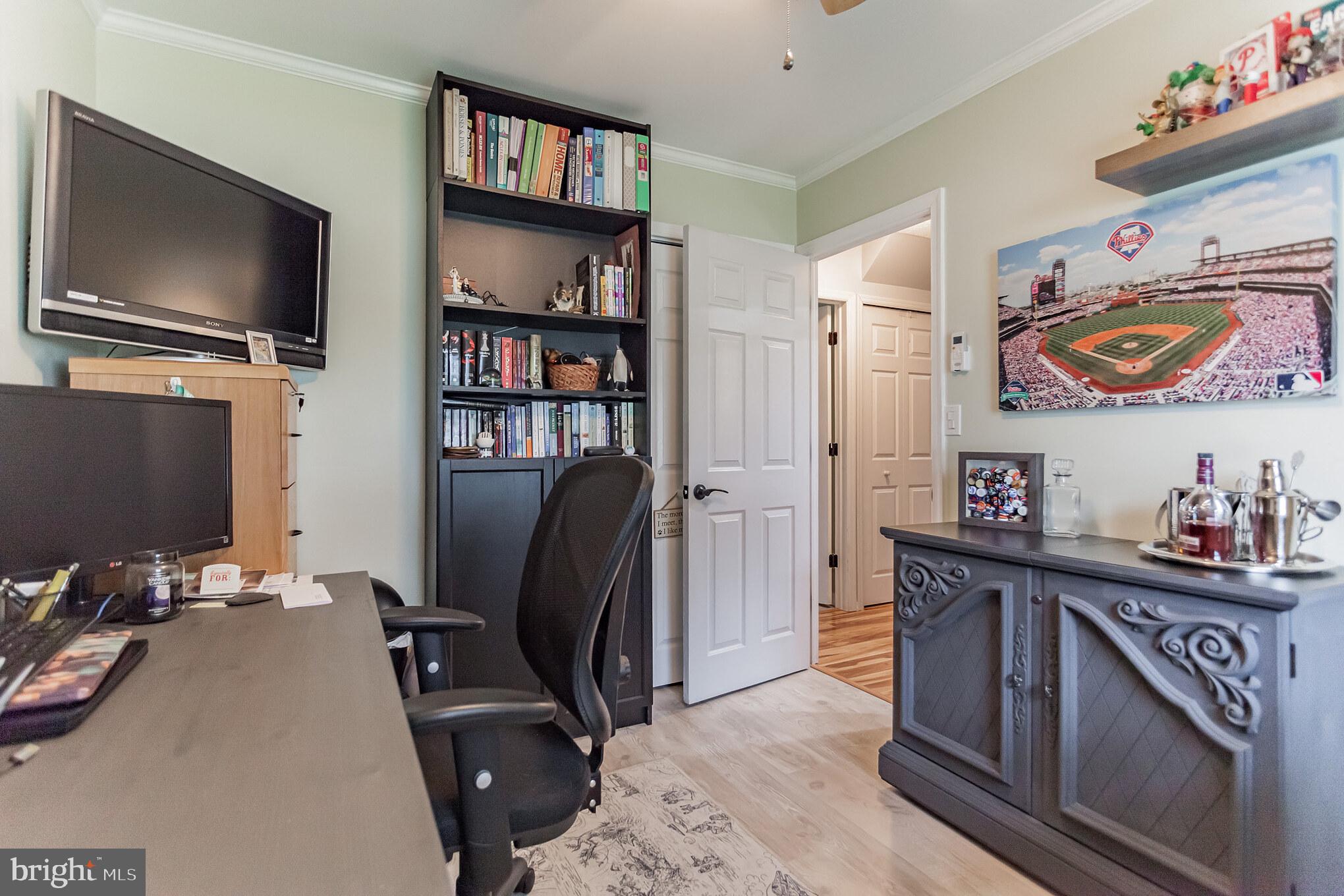 116 Plumtree Road Levittown, PA 19056 - Photo 20 of 26 Gallery Image 20