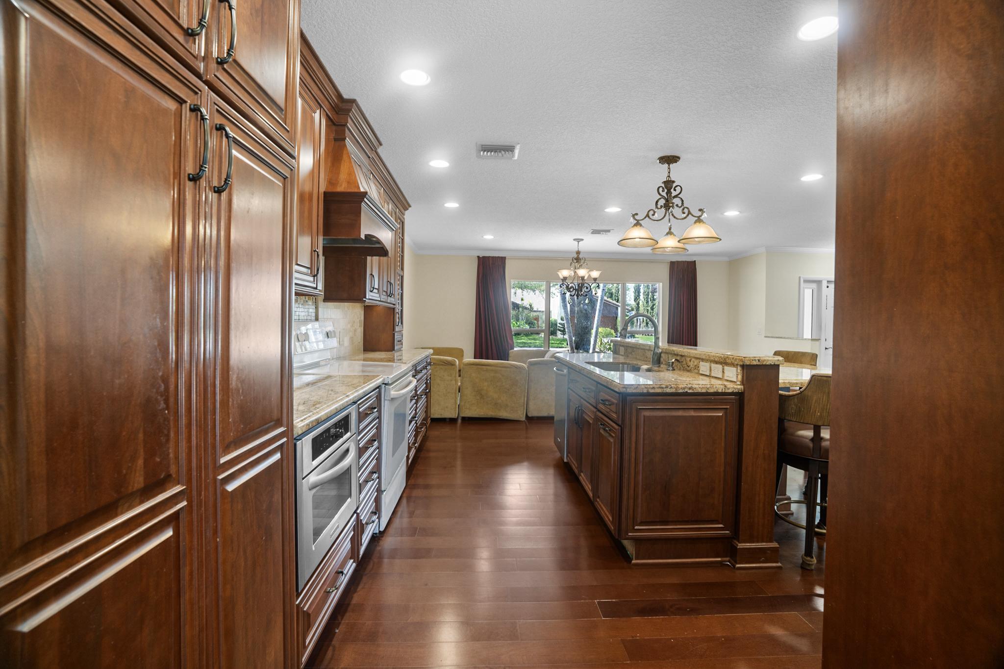 100 Southwest 15th Court Boca Raton, FL 33486 - Photo 11 of 43 10aKitchen