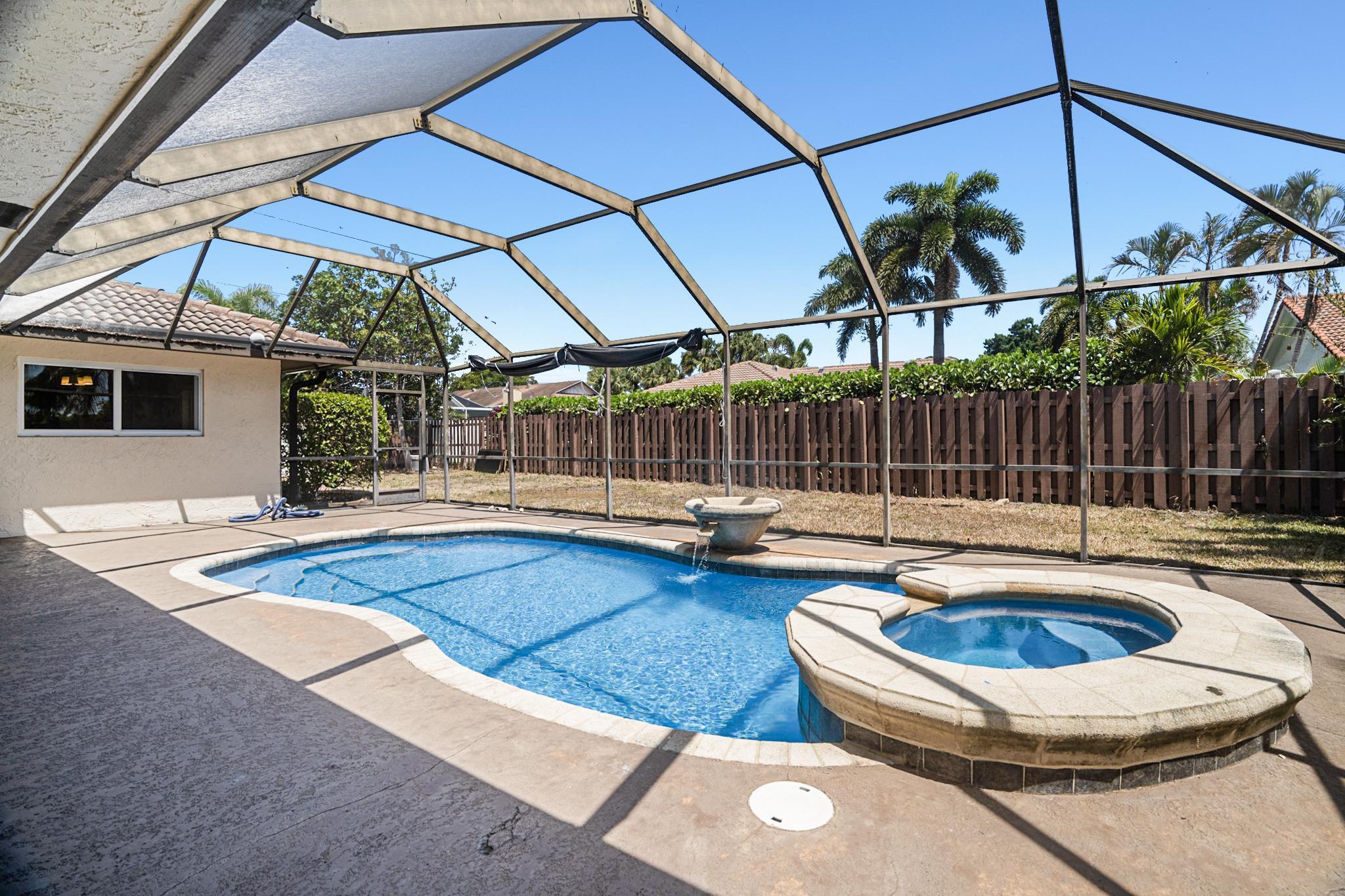 100 Southwest 15th Court Boca Raton, FL 33486 - Photo 2 of 43 Pool