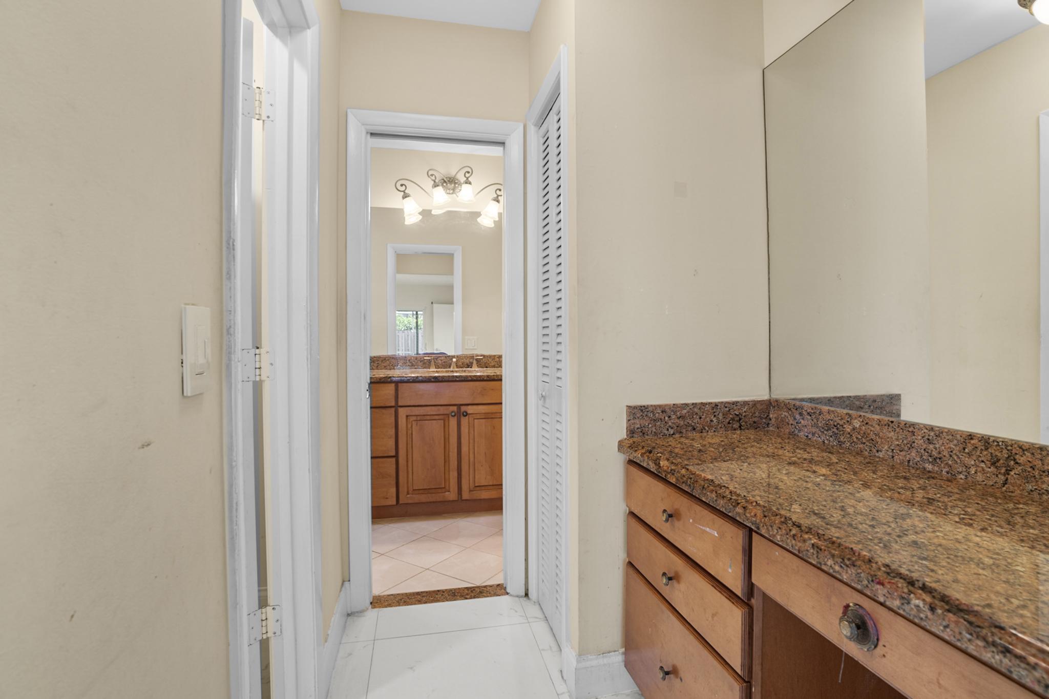 100 Southwest 15th Court Boca Raton, FL 33486 - Photo 27 of 43 Primary