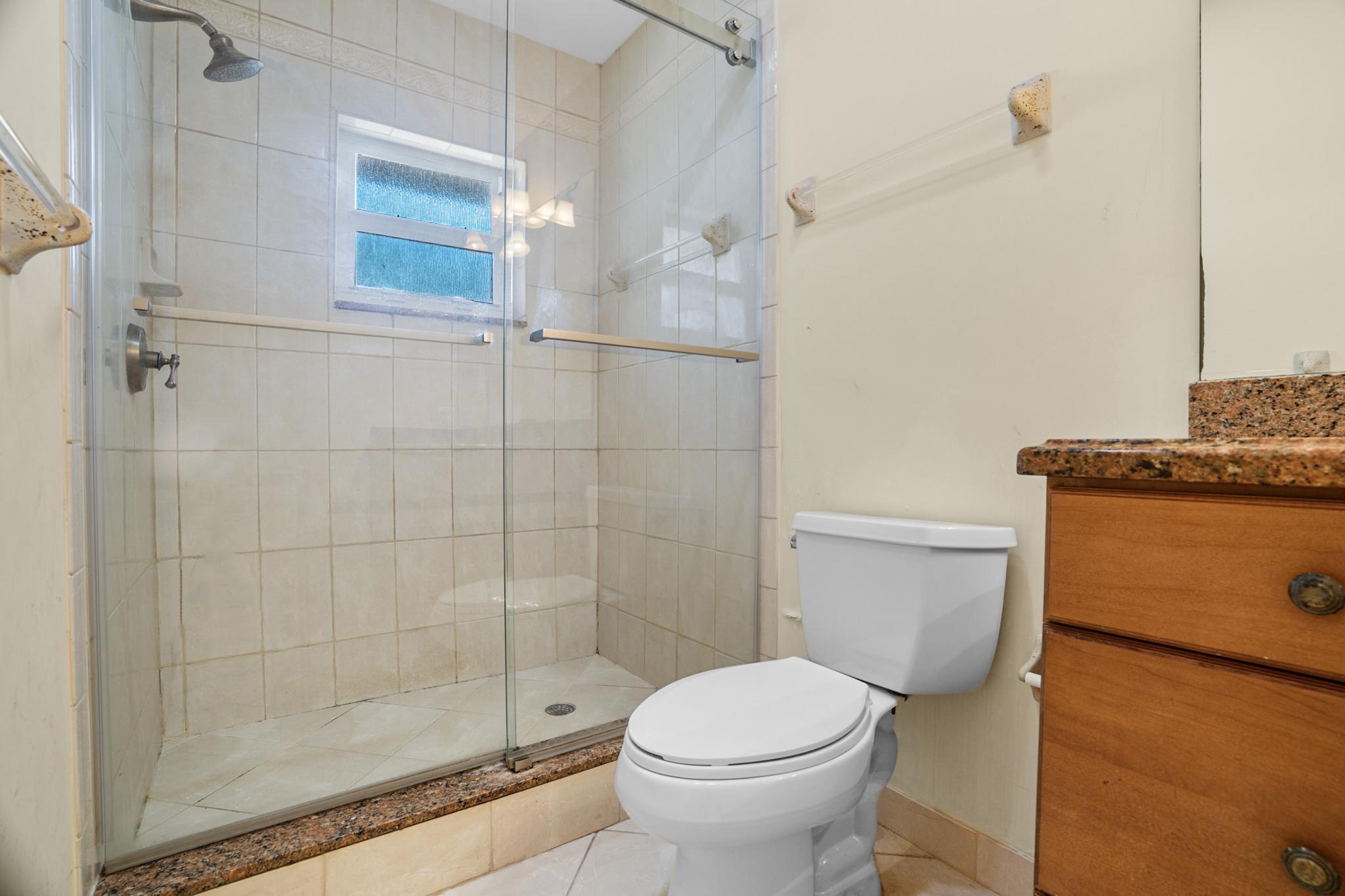 100 Southwest 15th Court Boca Raton, FL 33486 - Photo 29 of 43 Primary bath