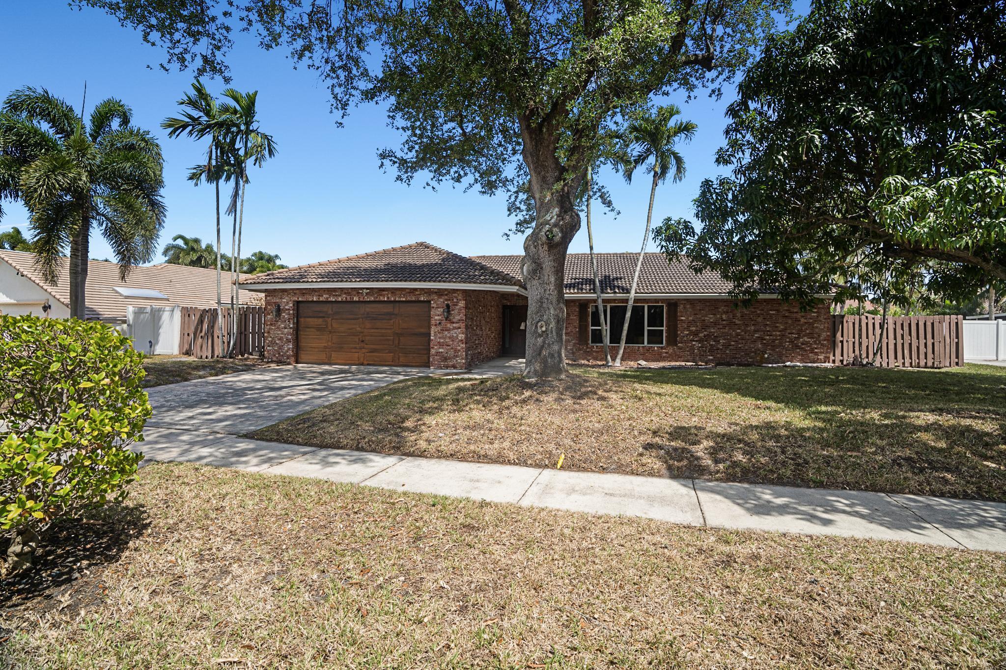 100 Southwest 15th Court Boca Raton, FL 33486 - Photo 42 of 43 Front