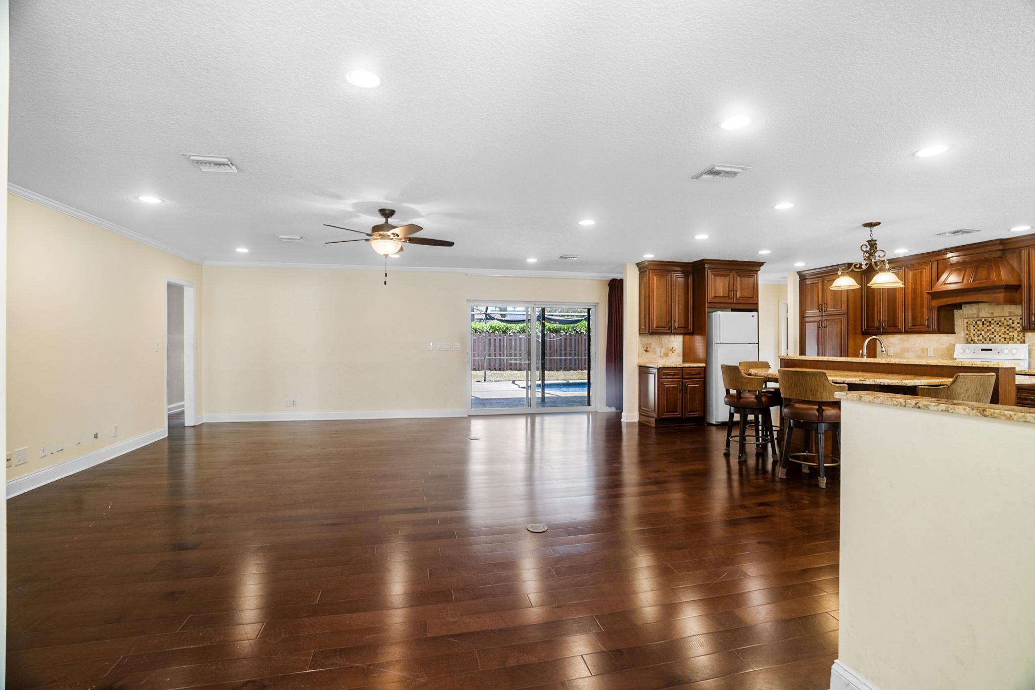 100 Southwest 15th Court Boca Raton, FL 33486 - Photo 6 of 43 Entrance