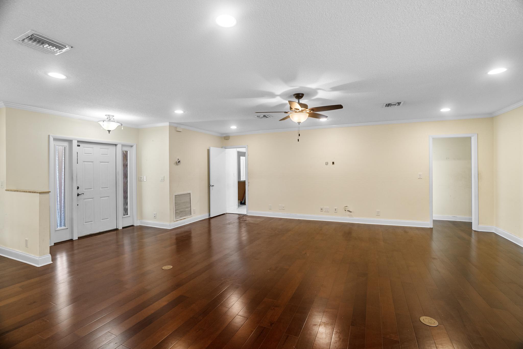 100 Southwest 15th Court Boca Raton, FL 33486 - Photo 8 of 43 Overview