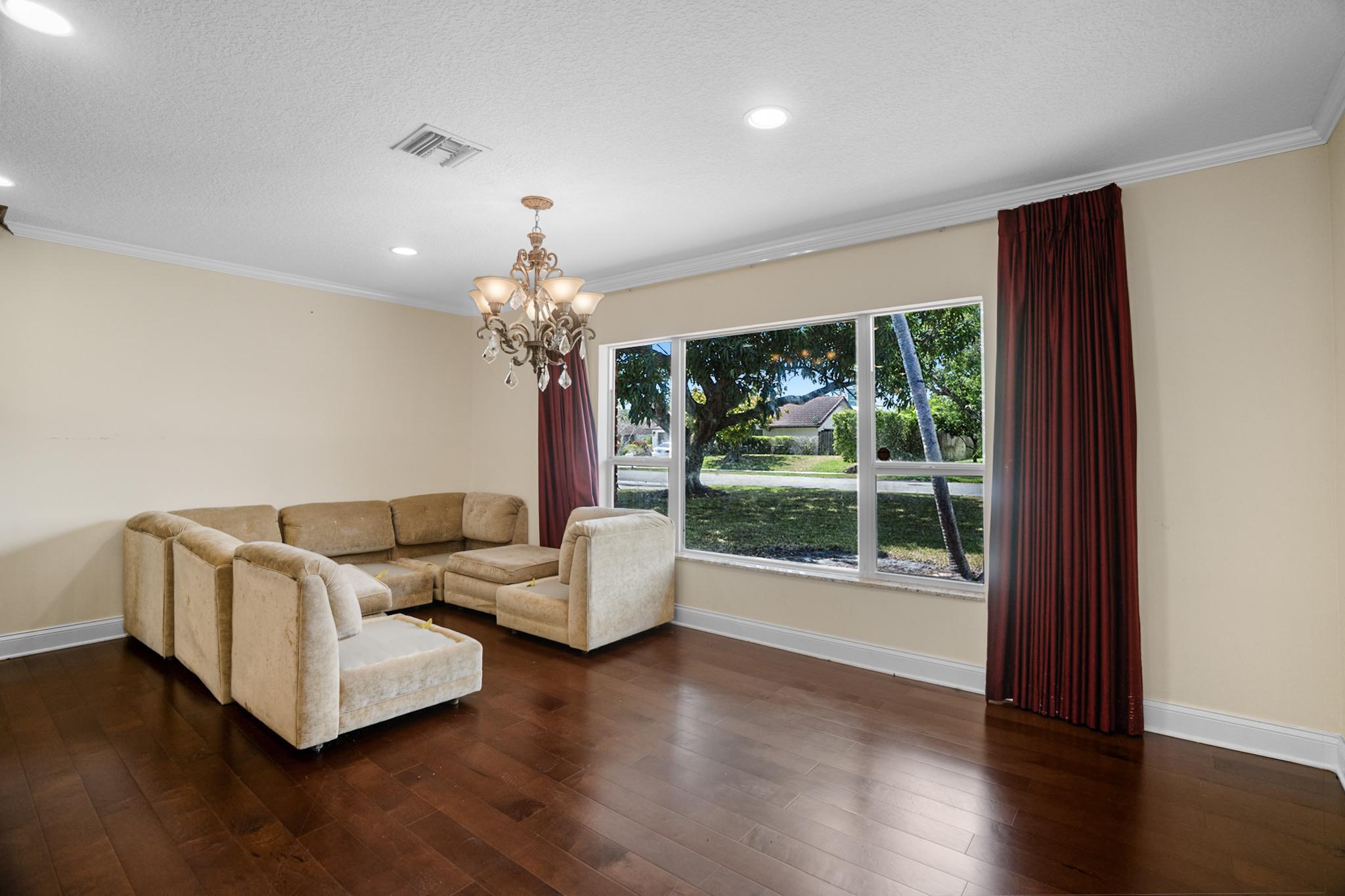 100 Southwest 15th Court Boca Raton, FL 33486 - Photo 9 of 43 Dining Room