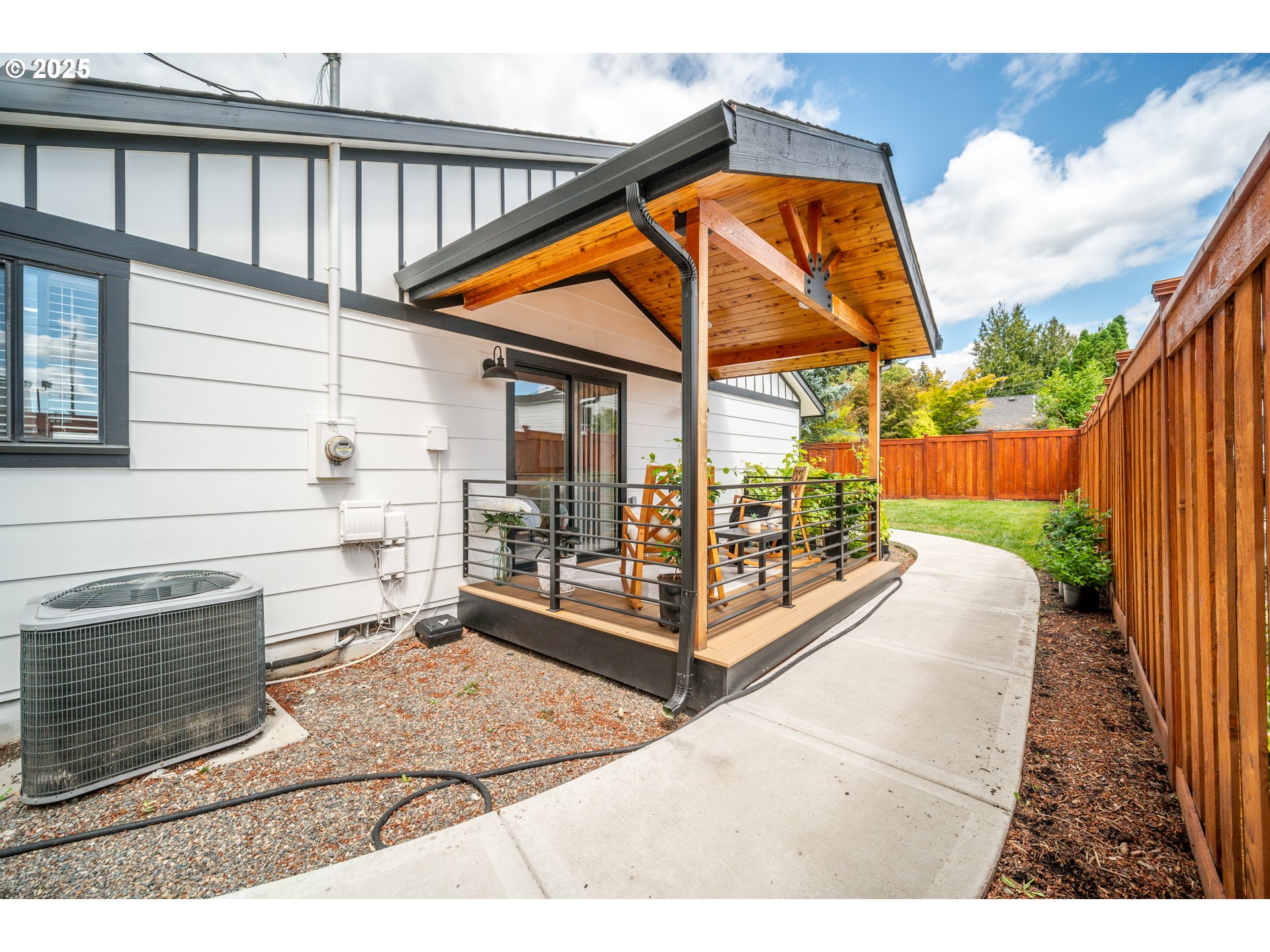 8955 Southwest Club Meadow Lane Portland, OR 97225 - Photo 27 of 33 Gallery Image 27