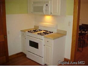 2425 South 7th Street Springfield, IL 62703 - Photo 3 of 9