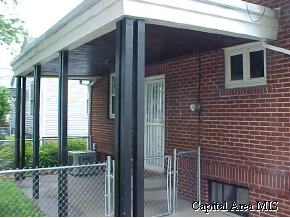2425 South 7th Street Springfield, IL 62703 - Photo 8 of 9