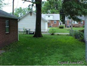 2425 South 7th Street Springfield, IL 62703 - Photo 9 of 9