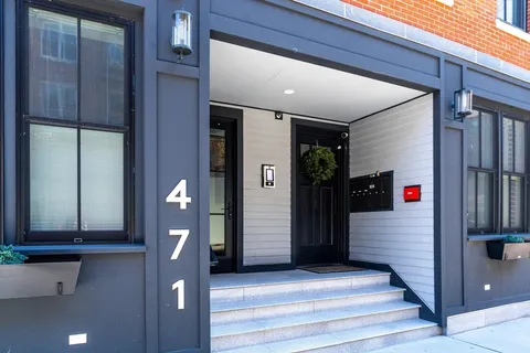 $1,595,000 | 471 Hanover Street, Unit 4, Boston, MA 02113