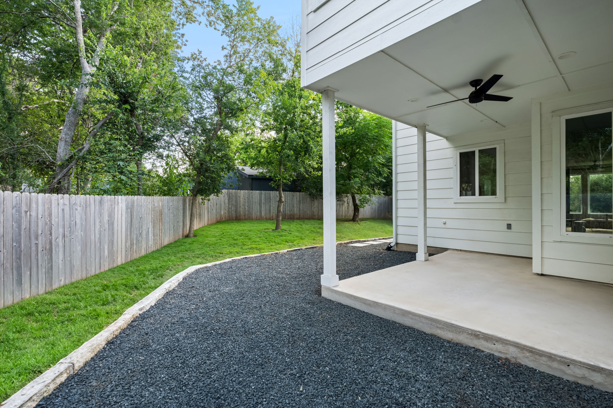 1932 Bunche Road, Unit B Austin, TX 78721 - Photo 31 of 33 Gallery Image 31