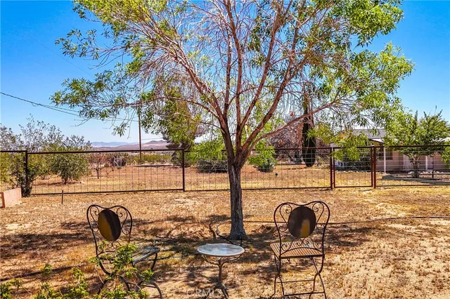 $594,900 | 1010 Wamego Trail, Yucca Valley, CA 92284