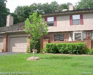 7196 Green Farm Road, Unit 69 West Bloomfield, MI 48322 - Photo 1 of 1 Front View