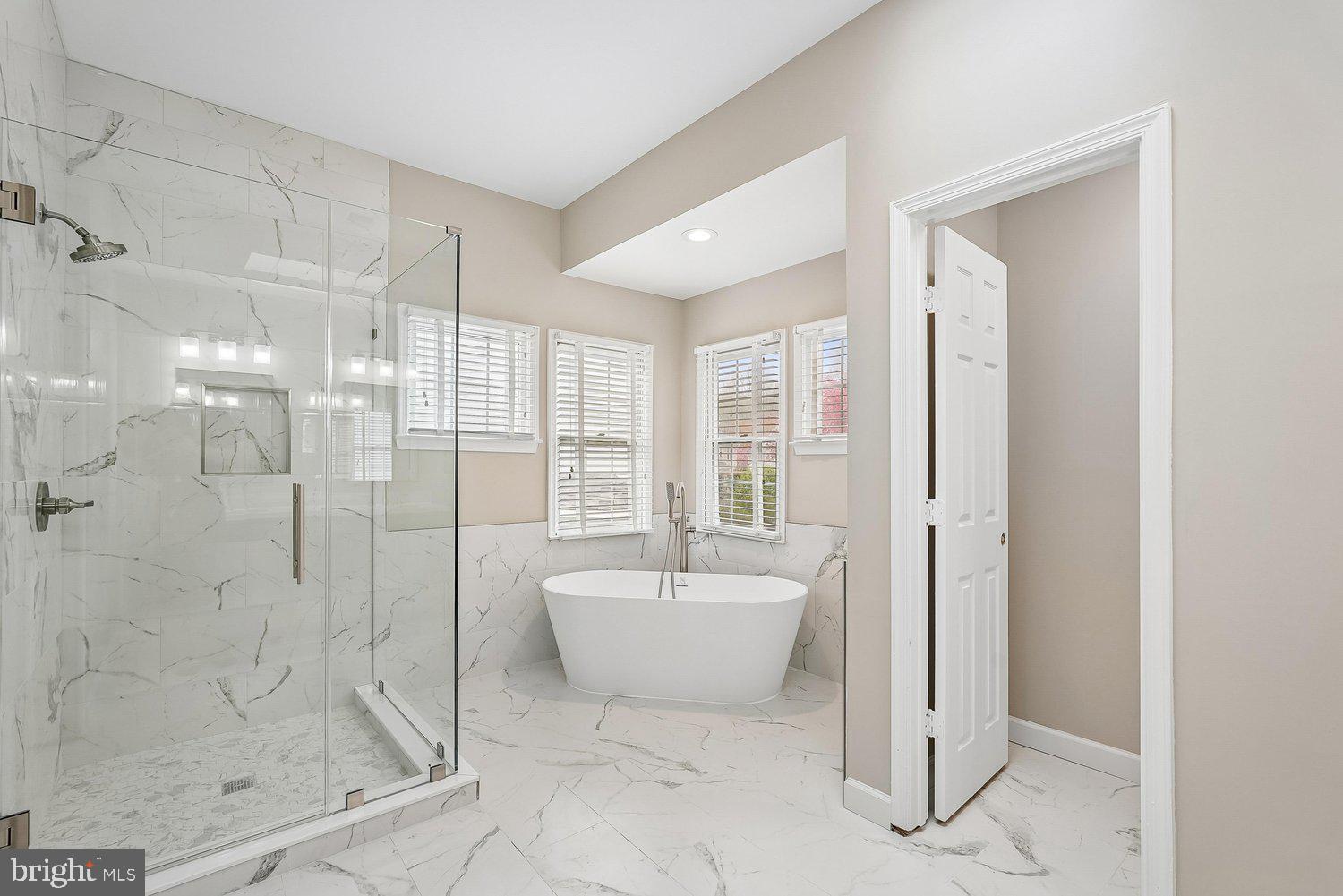 11400 Night Star Way Reston, VA 20194 - Photo 54 of 99 Primary Bath