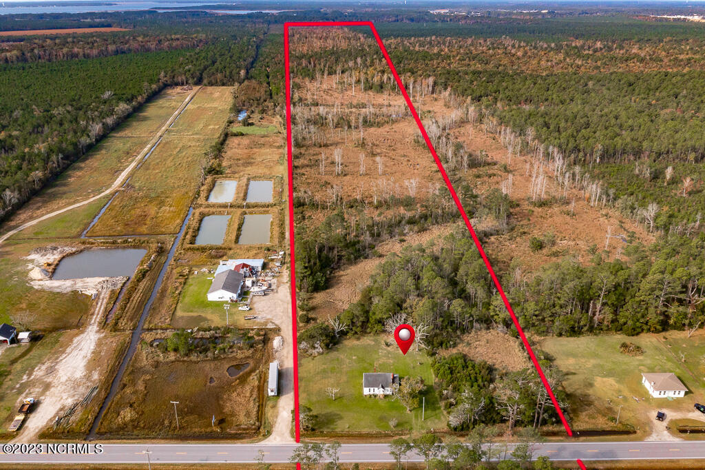 435 Merrimon Road Beaufort, NC 28516 - Photo 1 of 15 Aerial looking East