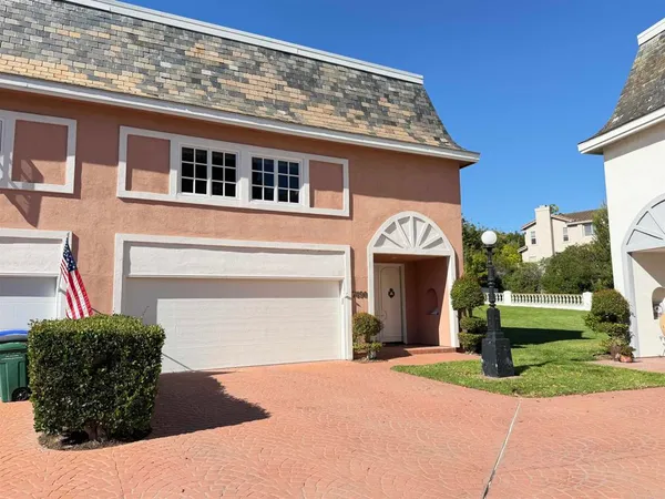 $6,995 | 7490 Via De Fortuna, Carlsbad, CA 92009