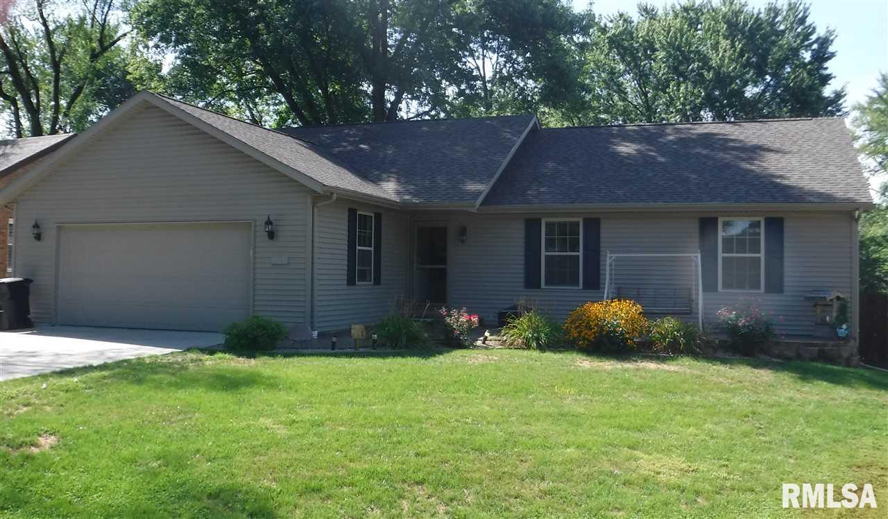 5920 West Fairview Road Peoria, IL 61607 - Photo 1 of 14
