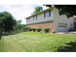 1060 North Hartstrait Road Bloomington, IN 47404 - Photo 15 of 16