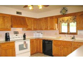 1060 North Hartstrait Road Bloomington, IN 47404 - Photo 8 of 16