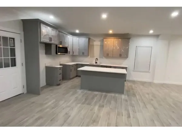 $2,100 | 9210 Martell Street, Houston, TX 77051