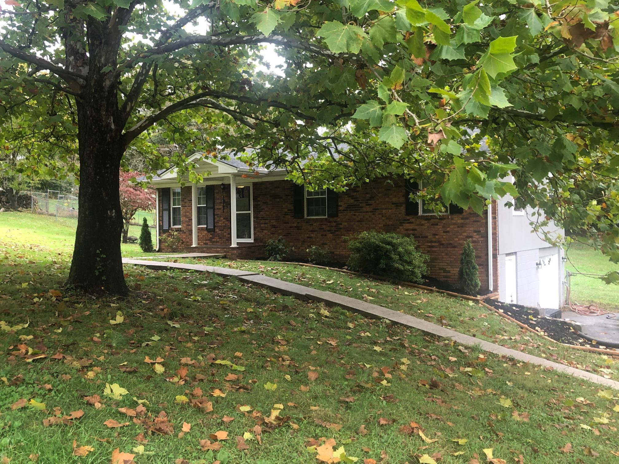 2631 Randall Road Strawberry Plains, TN 37871 - Photo 2 of 24 IMG_3904