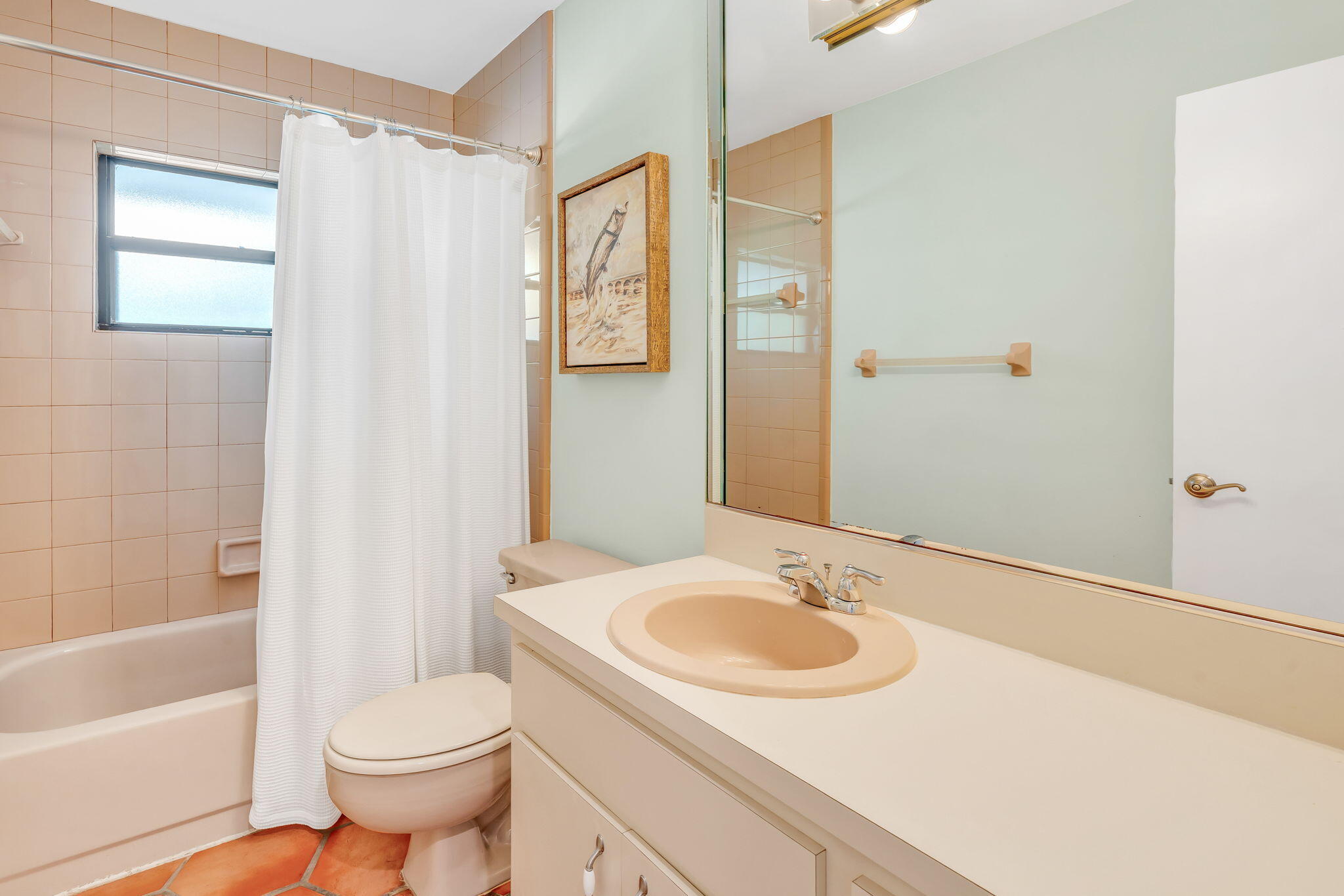 590 9th Street Key Colony Beach, FL 33051 - Photo 15 of 35 Guest Bath