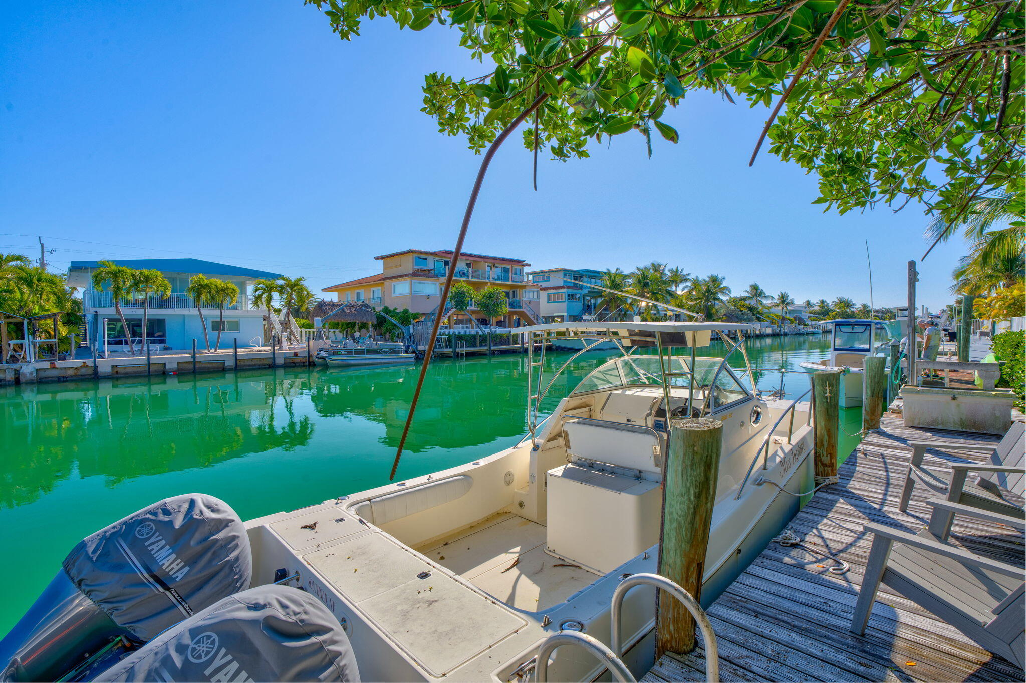 590 9th Street Key Colony Beach, FL 33051 - Photo 19 of 35 Canal Front