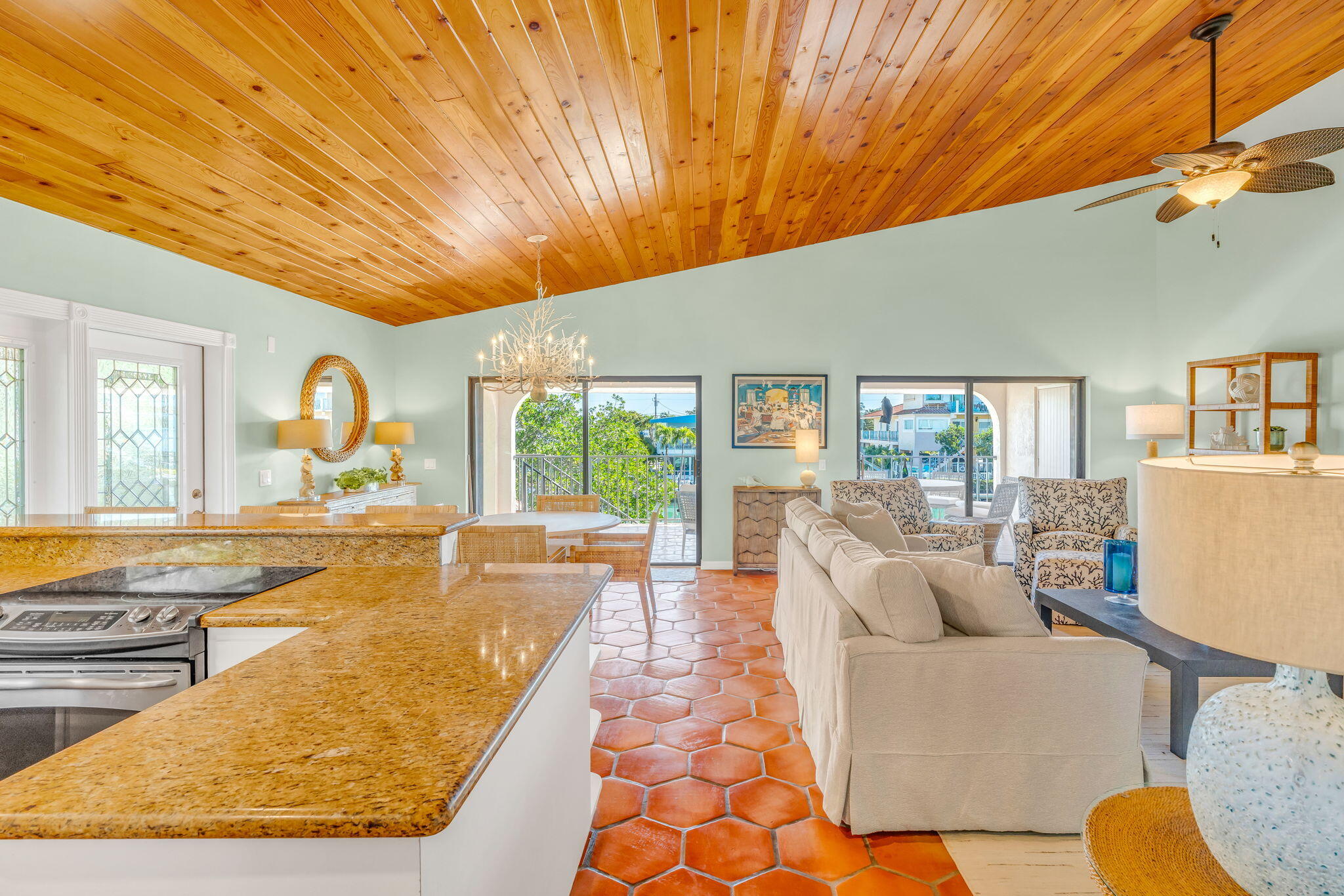 590 9th Street Key Colony Beach, FL 33051 - Photo 33 of 35 Open Floor Plan