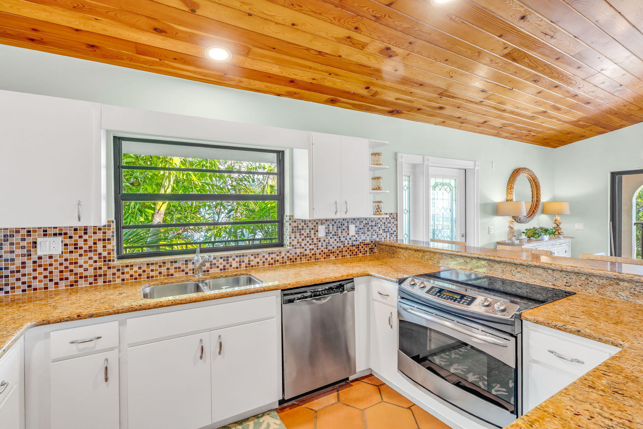 590 9th Street Key Colony Beach, FL 33051 - Photo 4 of 35 Kitchen