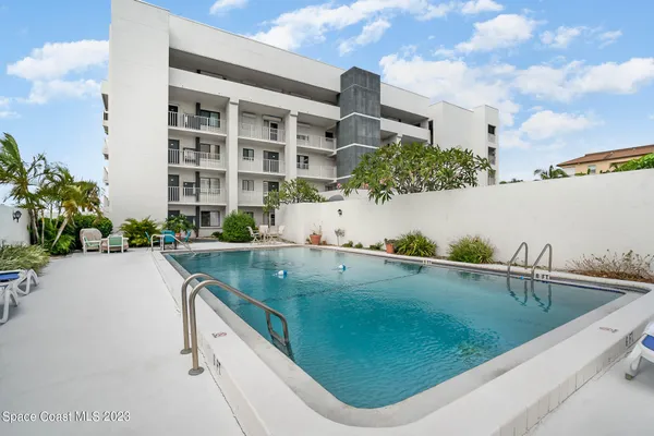 $2,995 | 190 Seminole Lane, Unit 105, Cocoa Beach, FL 32931