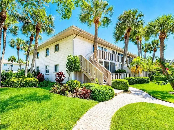 $425,000 | 6700 Gulf Of Mexico Drive, Unit 143, Longboat Key, FL 34228