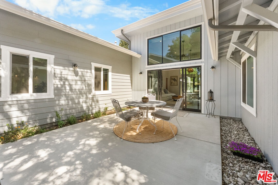 606 Thrift Road Malibu, CA 90265 - Photo 22 of 25