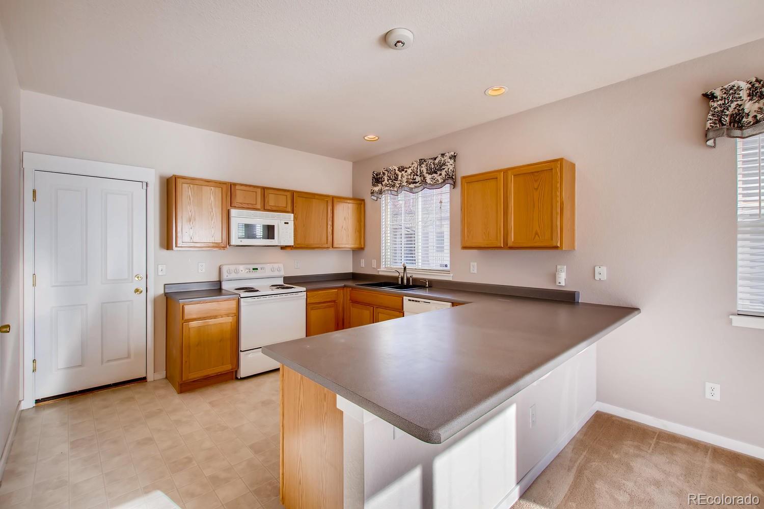 3852 Rabbit Mountain Road, Unit E Broomfield, CO 80020 - Photo 4 of 28 Gallery Image 4
