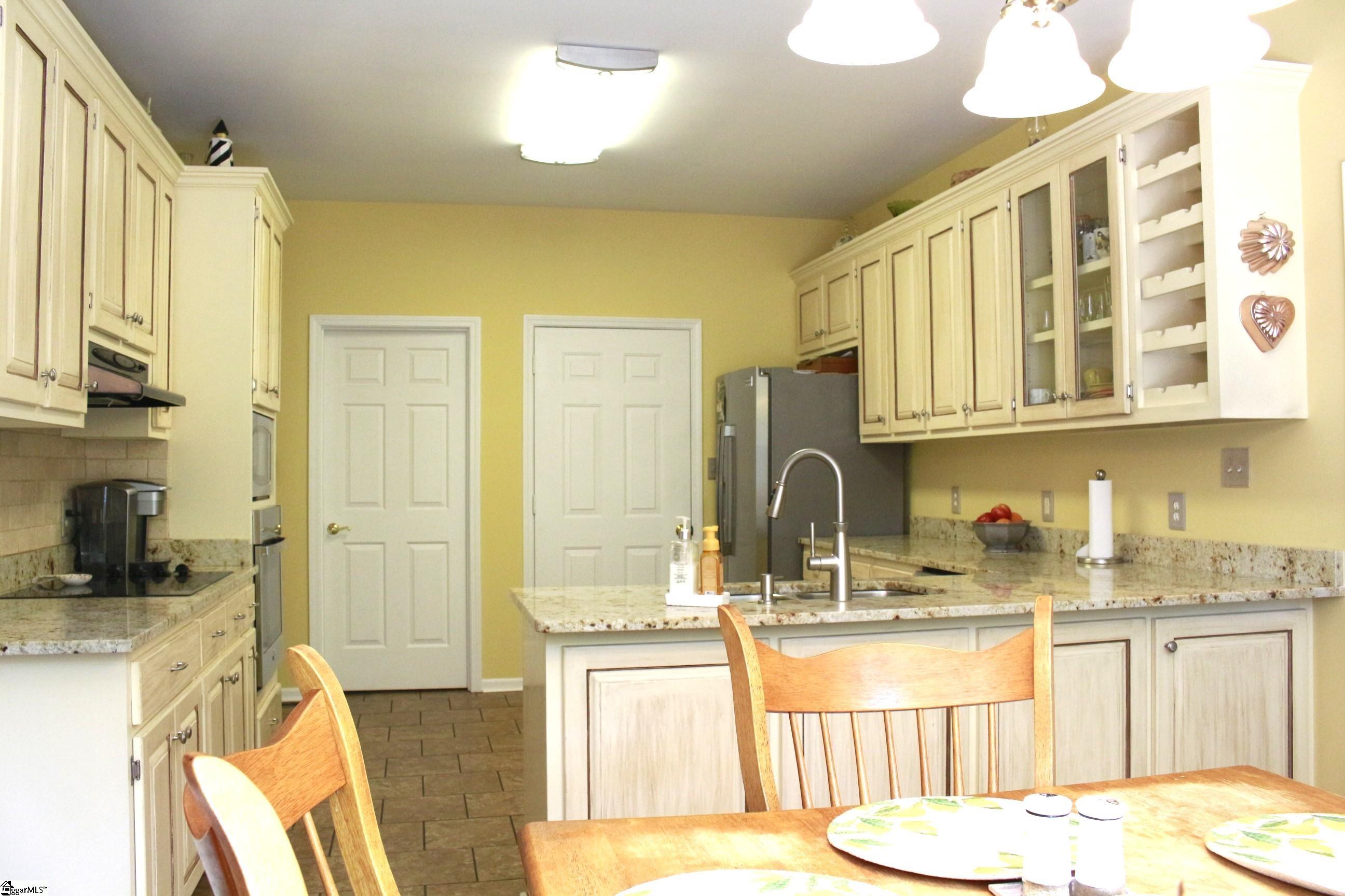 100 Camperdown Court Easley, SC 29642 - Photo 17 of 35